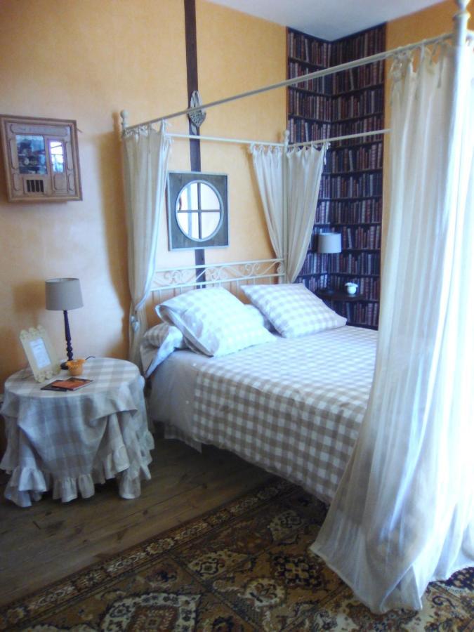 Usson-en-ForezLa Ganse Blanche住宿加早餐旅馆 外观 照片